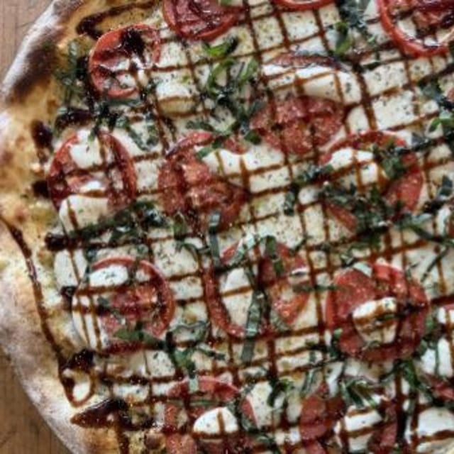 Classic Caprese Pizza.