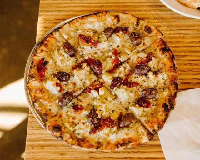 Sienna Pizza.