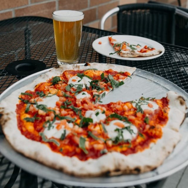 Pizza Margherita.