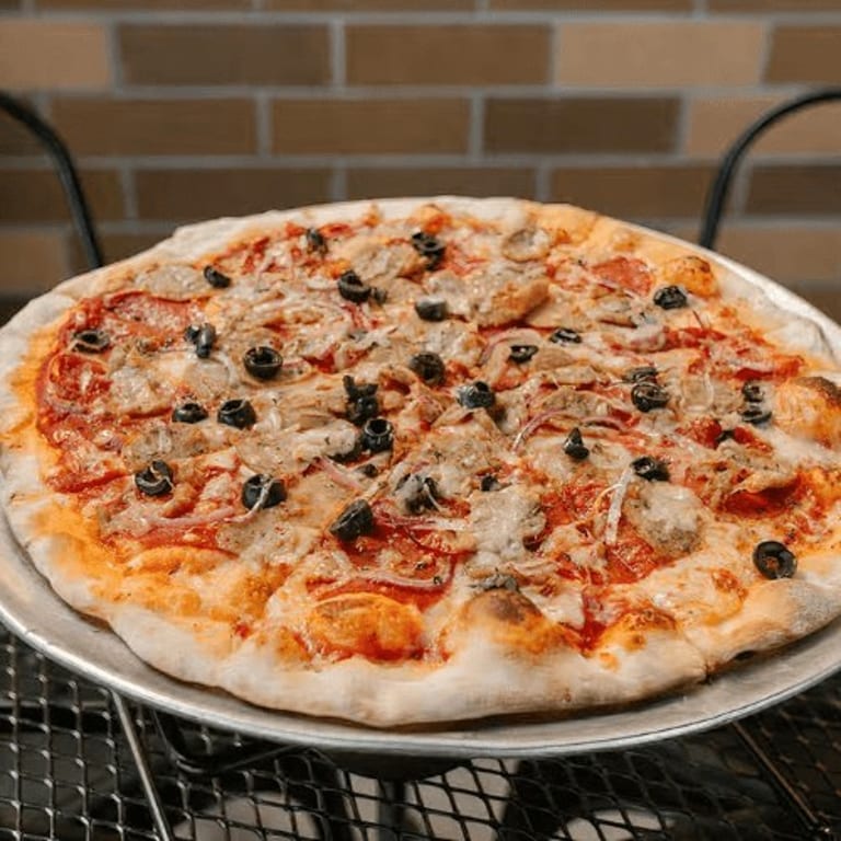 Delicious Pepperoni Pizza
