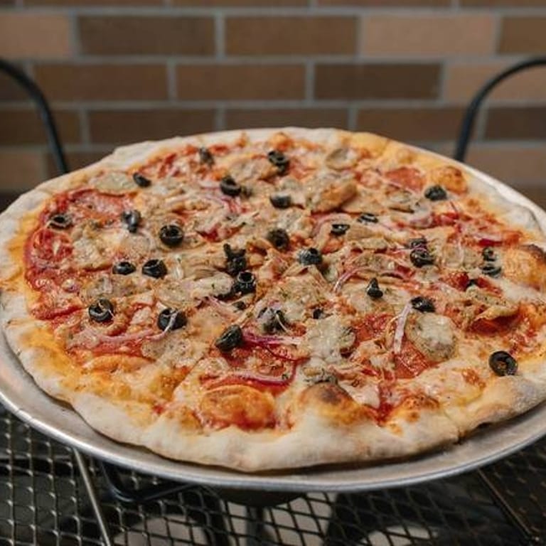 Delicious Meat Pizza Options